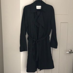 Babaton Maximo Trench